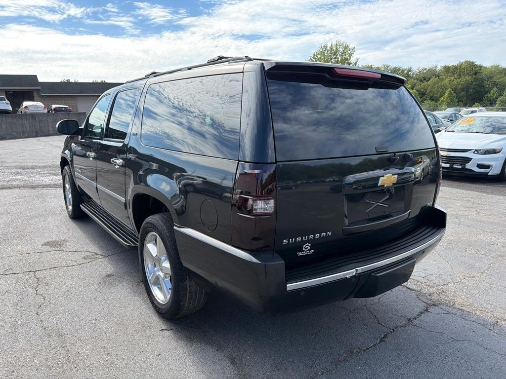 Chevrolet Suburban LTZ 1500 4WD 2011