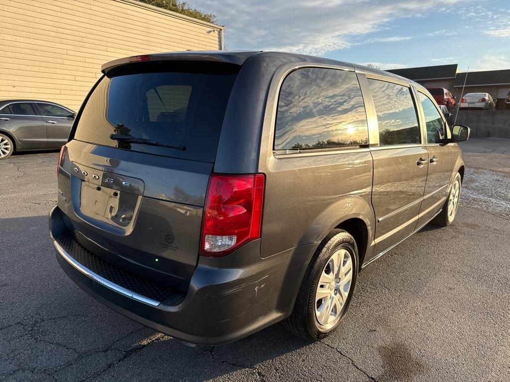 Dodge Grand Caravan SE 2017