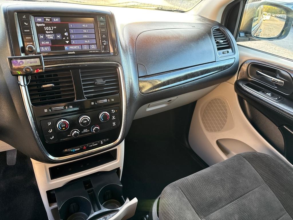 Dodge Grand Caravan SE 2017