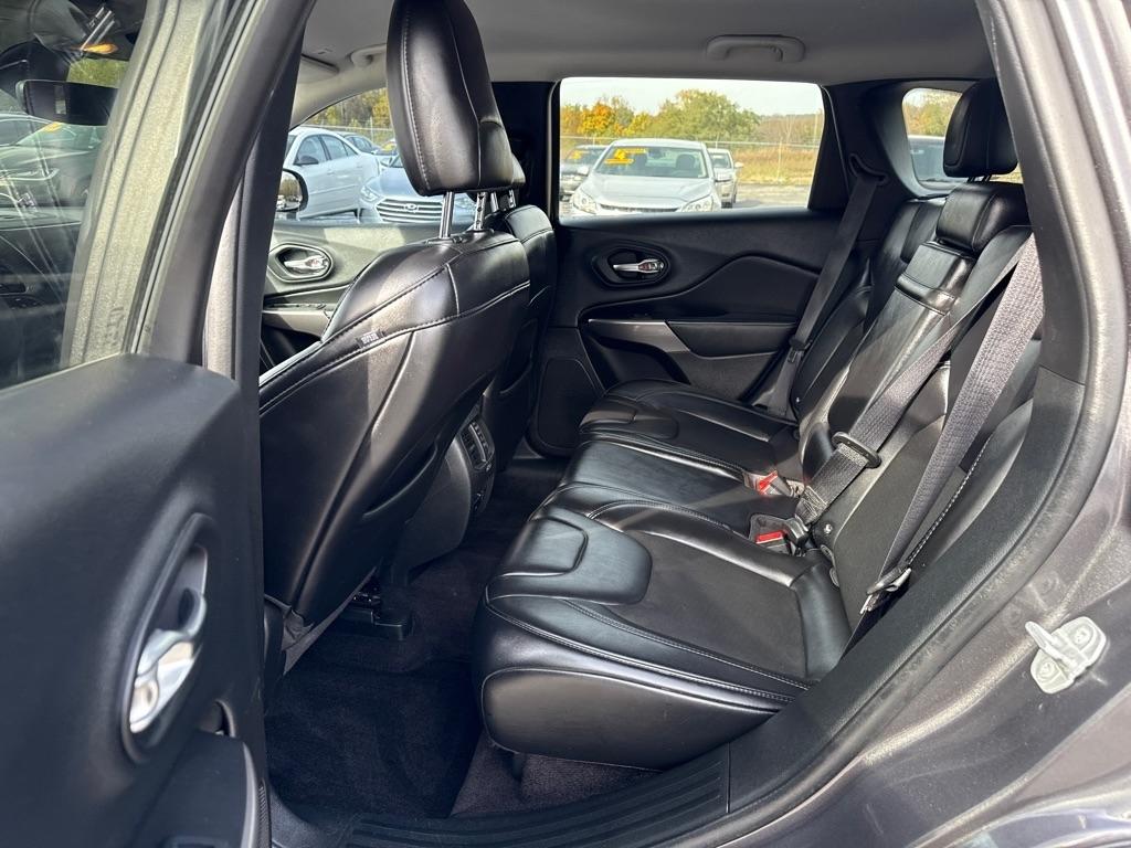 Jeep Cherokee Latitude Plus FWD 2019