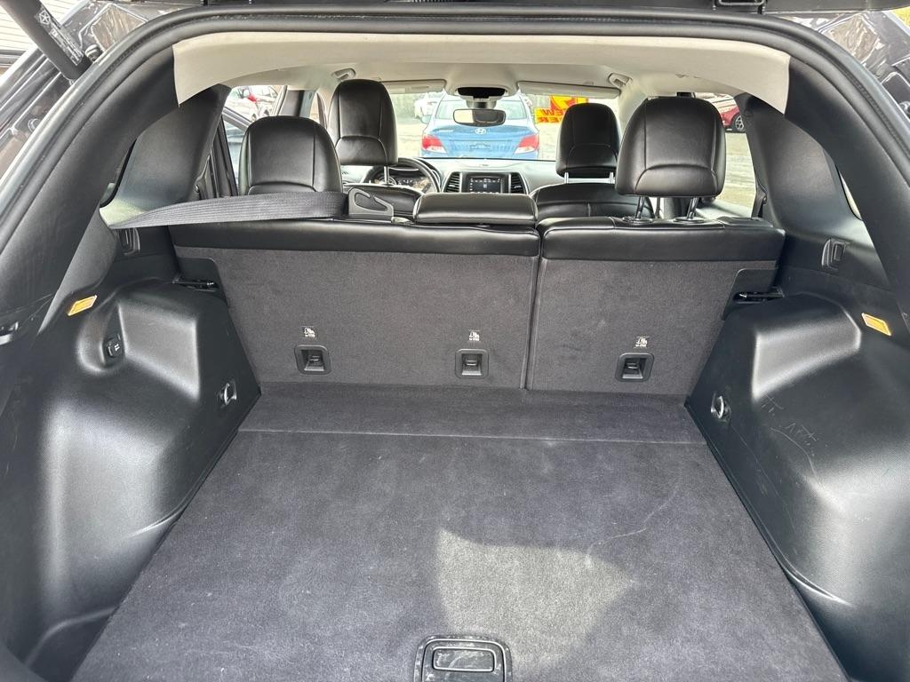 Jeep Cherokee Latitude Plus FWD 2019