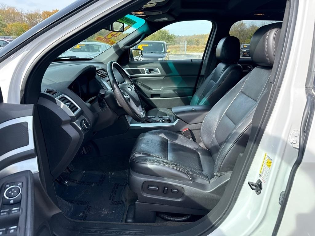 Ford Explorer XLT 4WD 2013