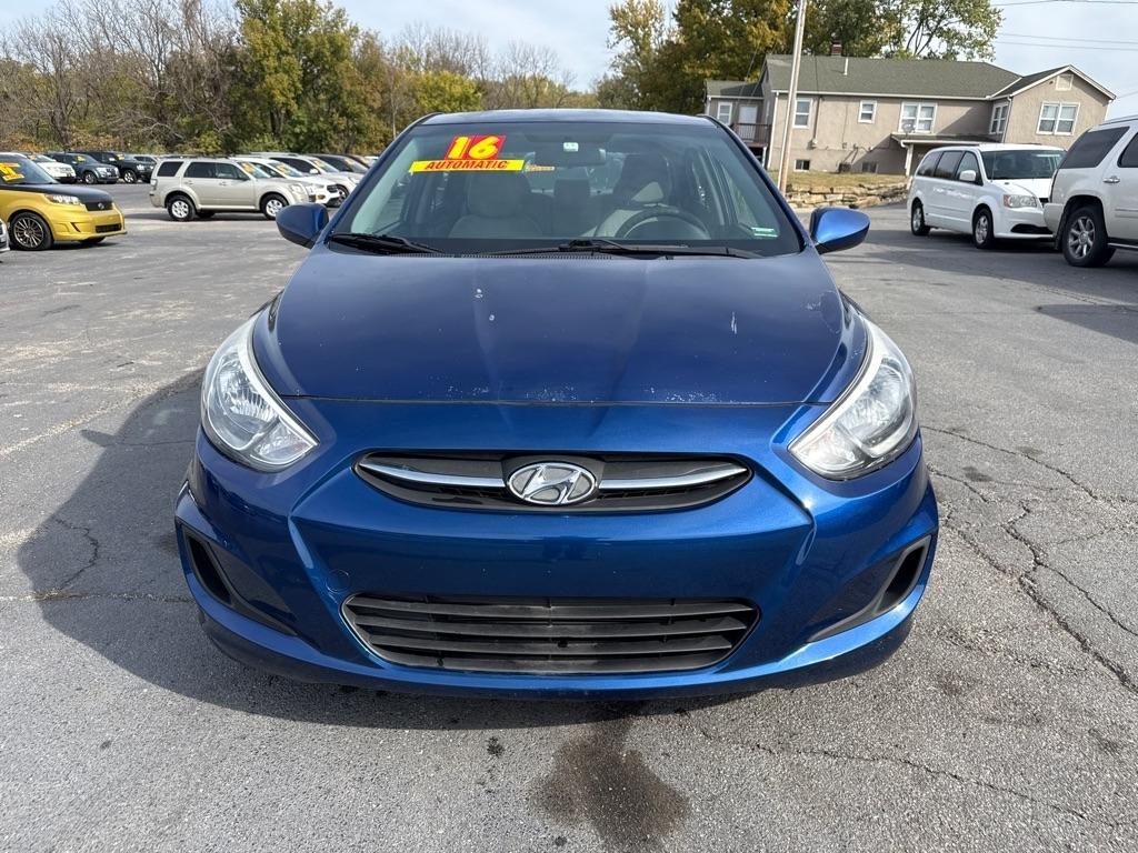 Hyundai Accent SE 4-Door 6A 2016