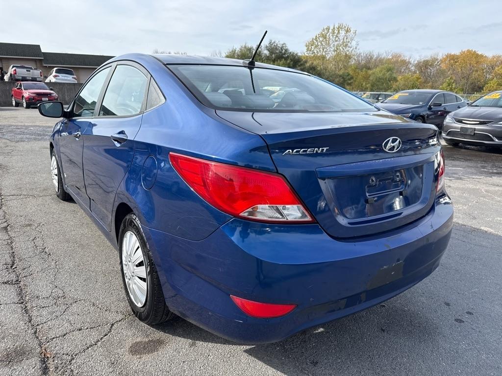 Hyundai Accent SE 4-Door 6A 2016