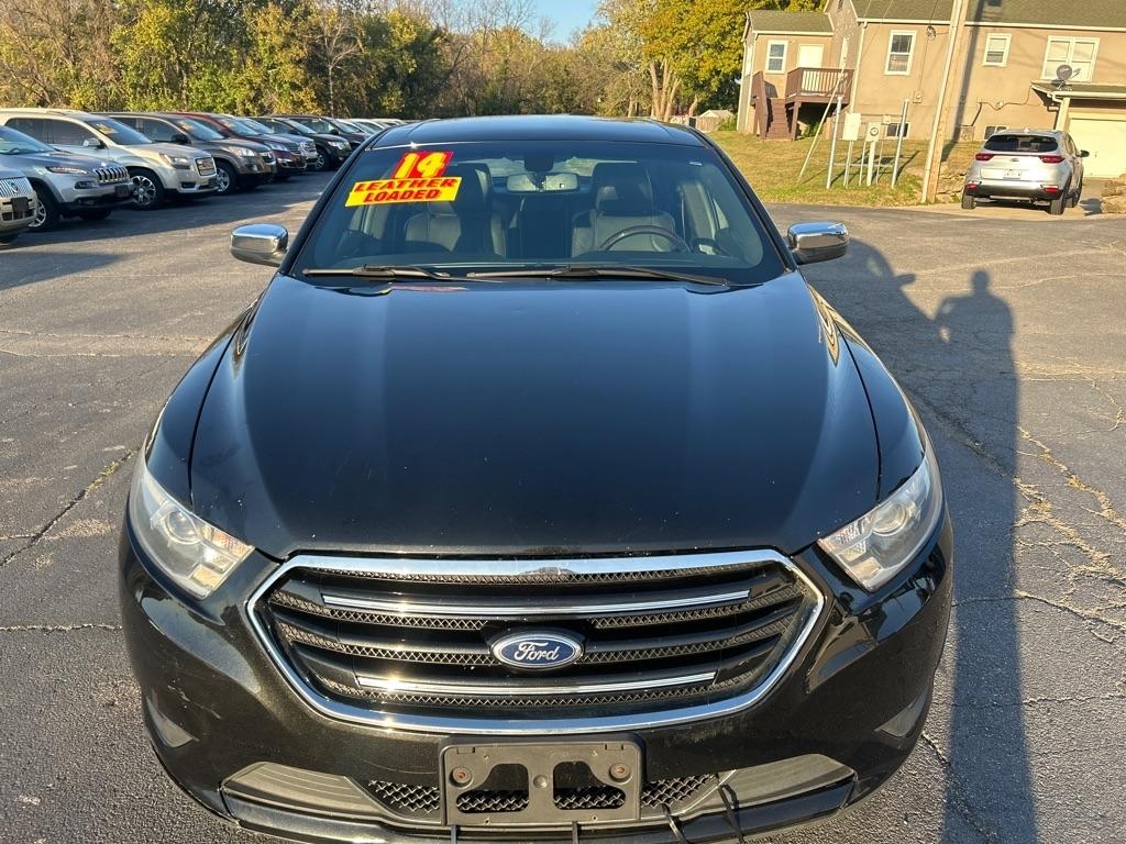 Ford Taurus Limited FWD 2014