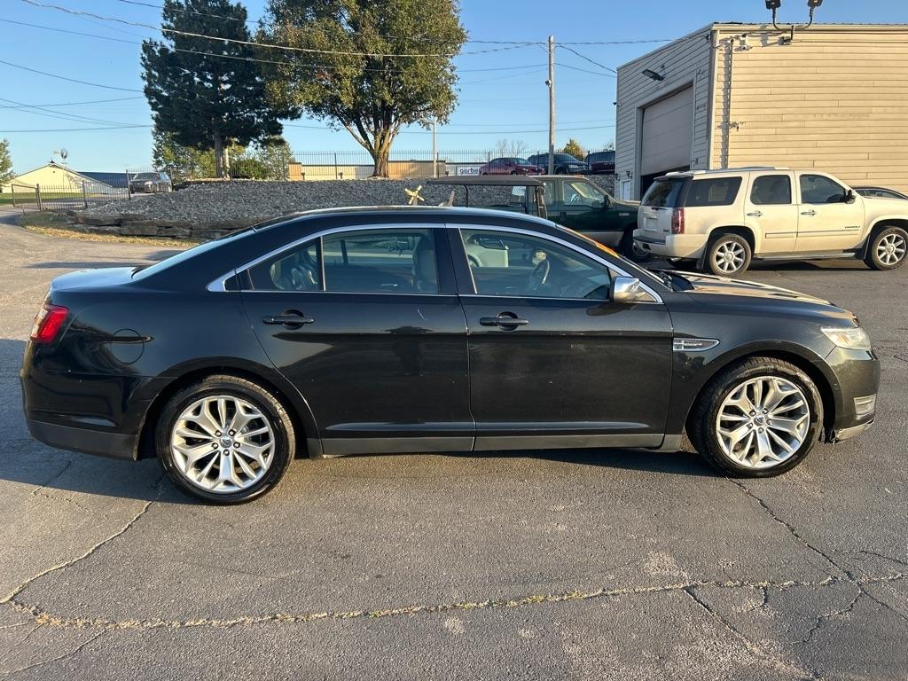 Ford Taurus Limited FWD 2014