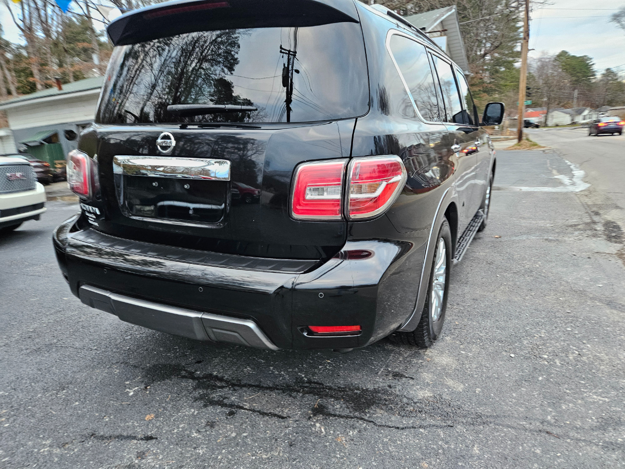 Nissan Armada SV AWD 2019