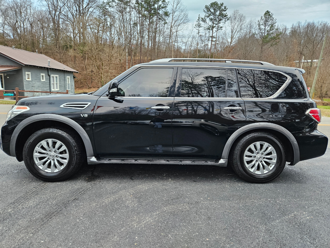 Nissan Armada SV AWD 2019
