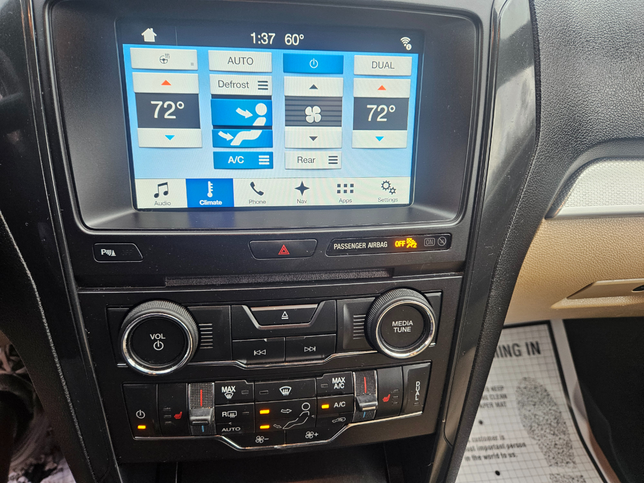 Ford Explorer XLT 4WD 2017