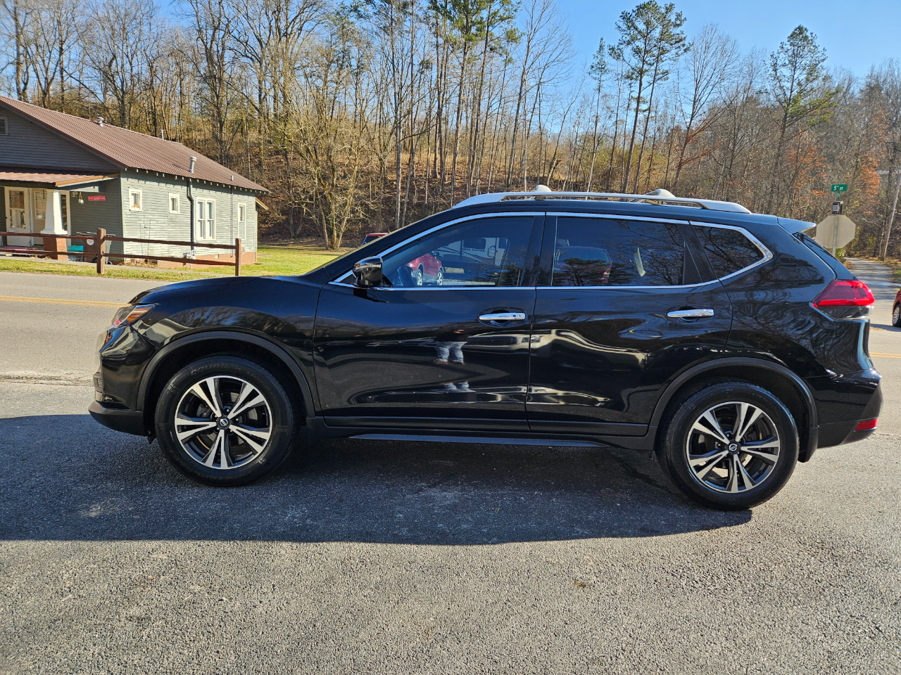 Nissan Rogue SV FWD 2020