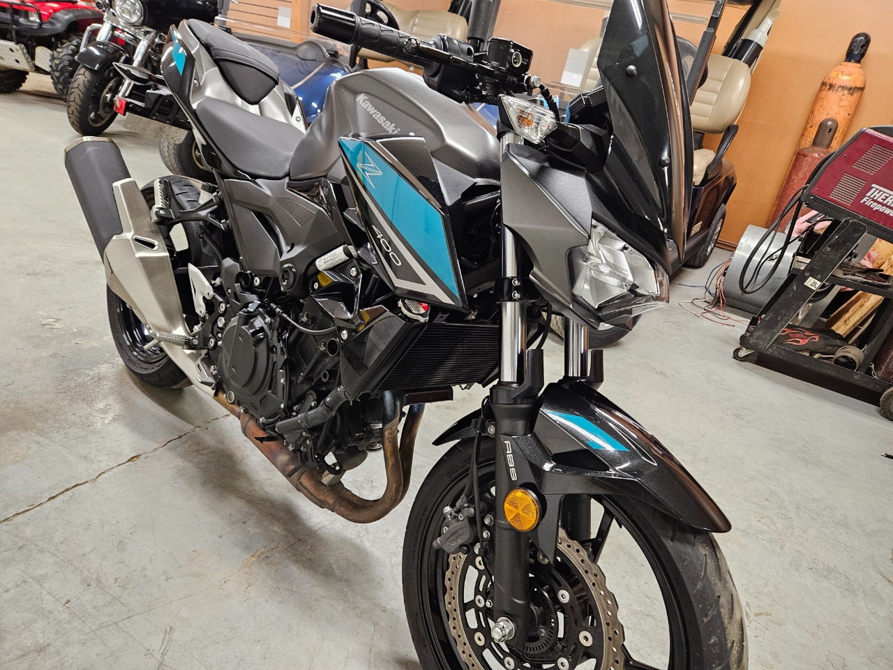 Kawasaki ER400 D  2023