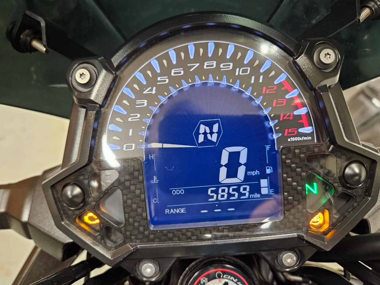 Kawasaki ER400 D  2023