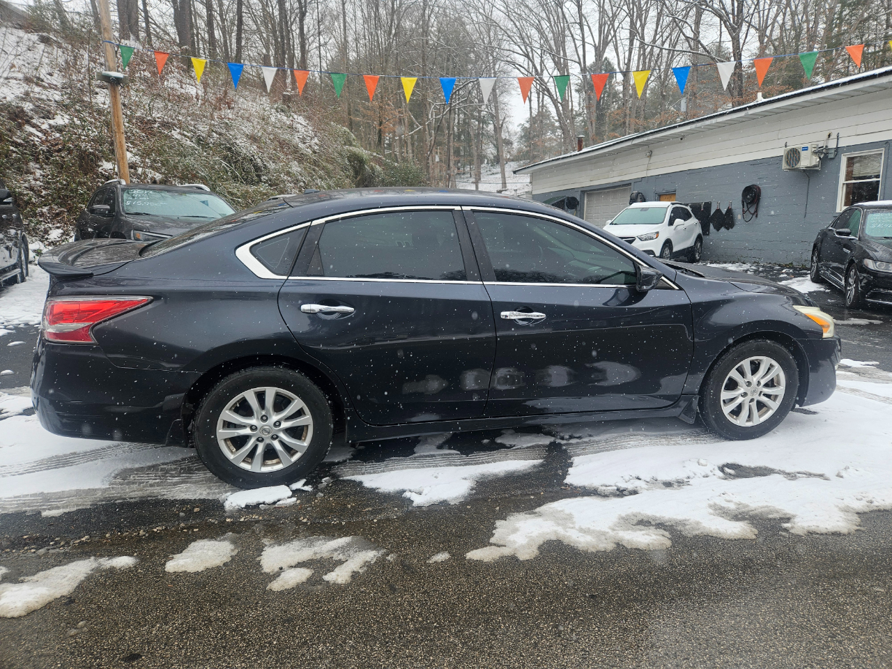 Nissan Altima 2.5 S Sedan 2014