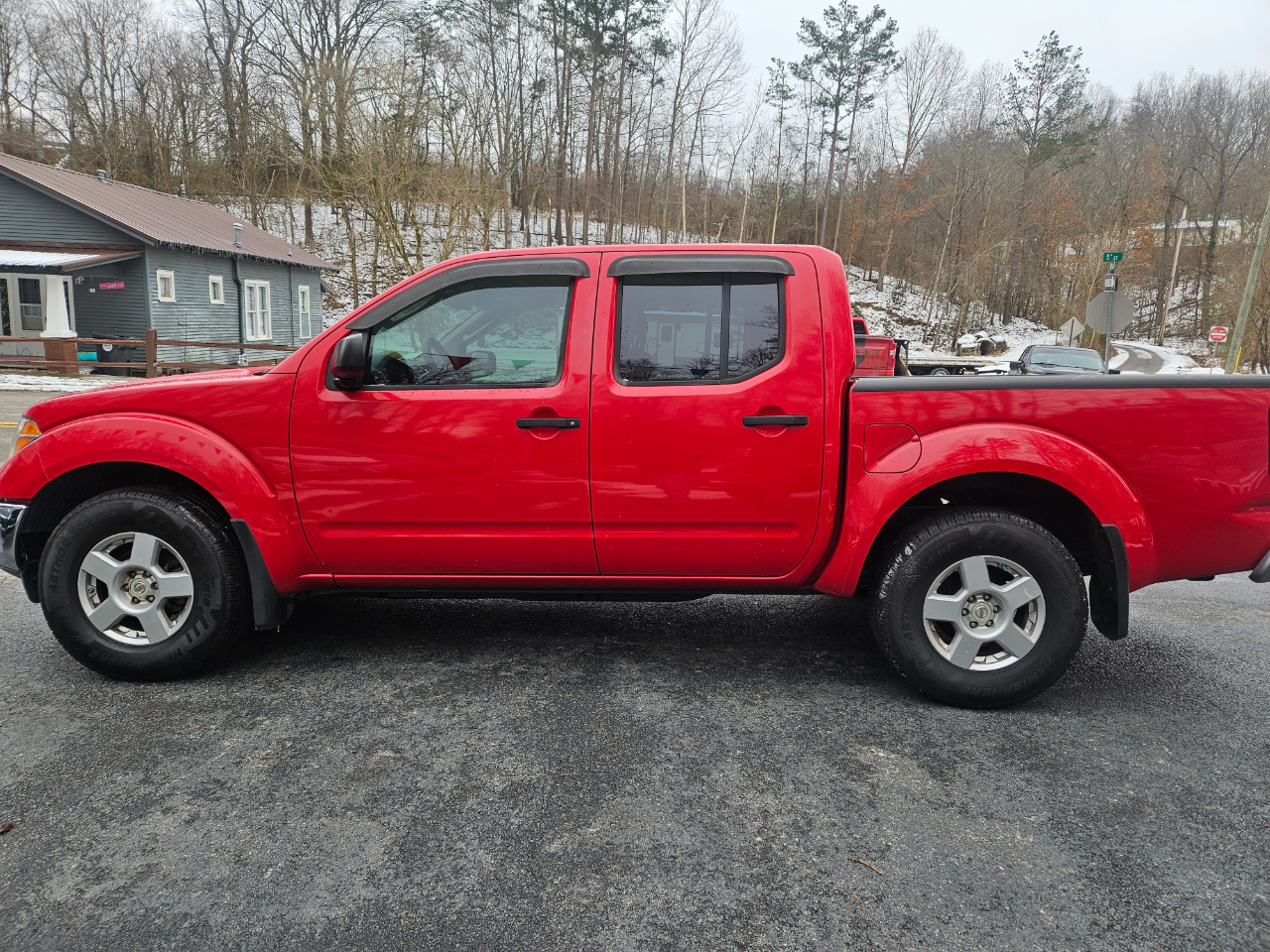 Nissan Frontier LE Crew Cab 4WD 2008