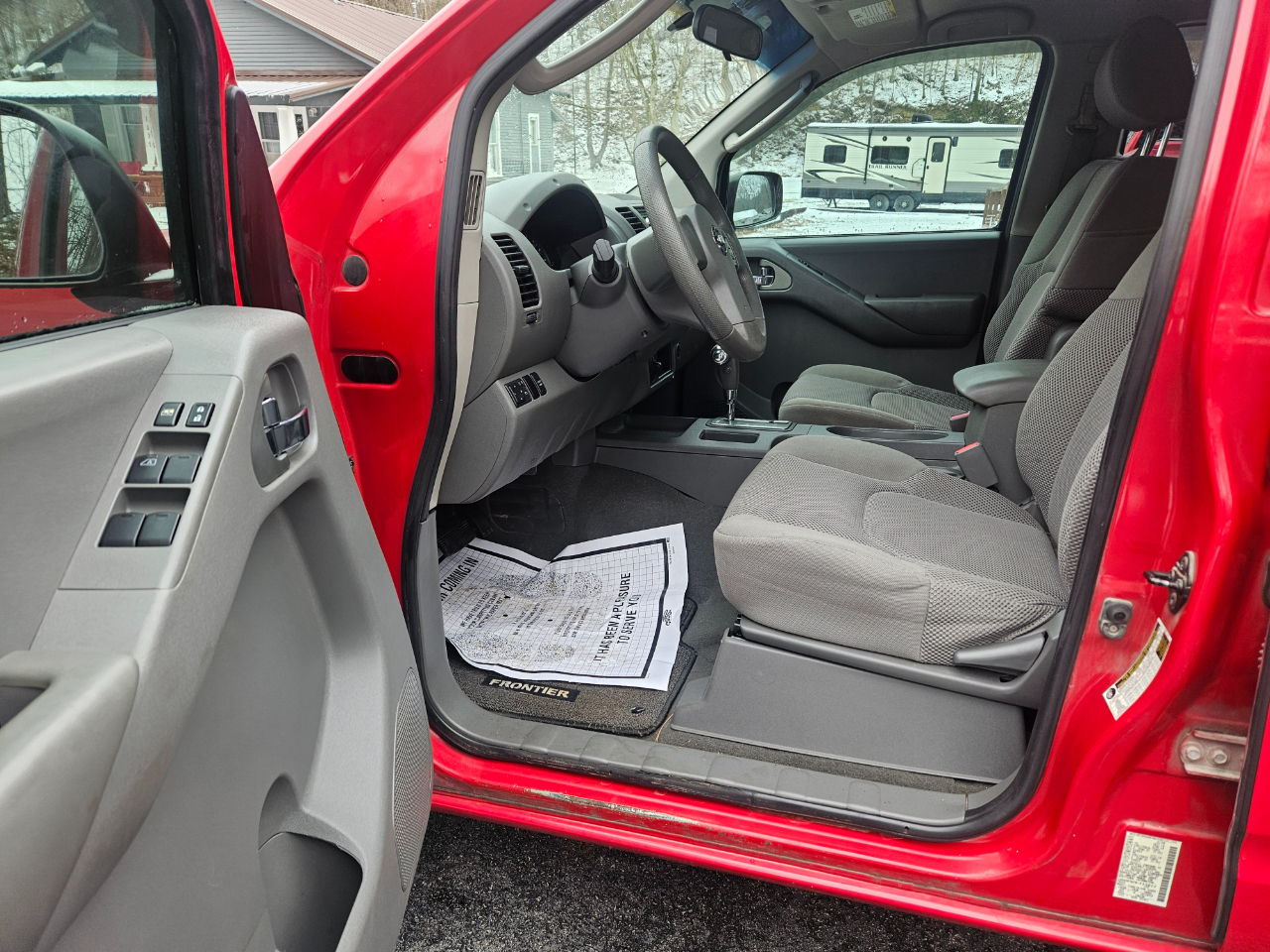 Nissan Frontier LE Crew Cab 4WD 2008