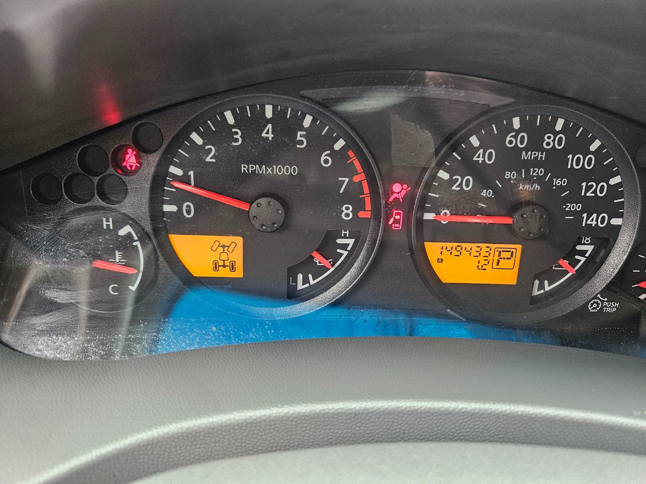 Nissan Frontier LE Crew Cab 4WD 2008