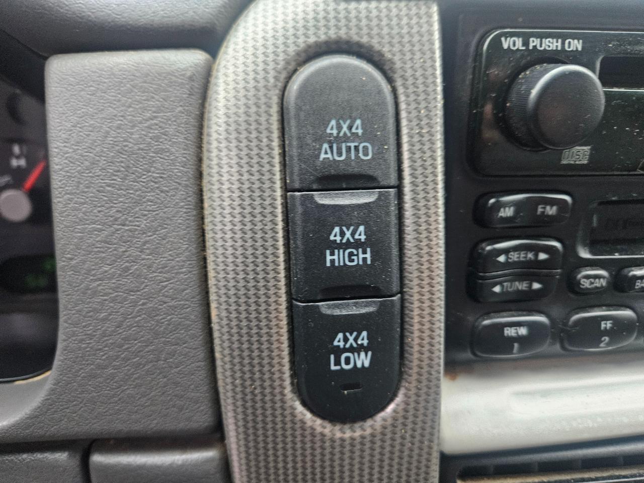 Ford Explorer NBX 4.0L 4WD 2004