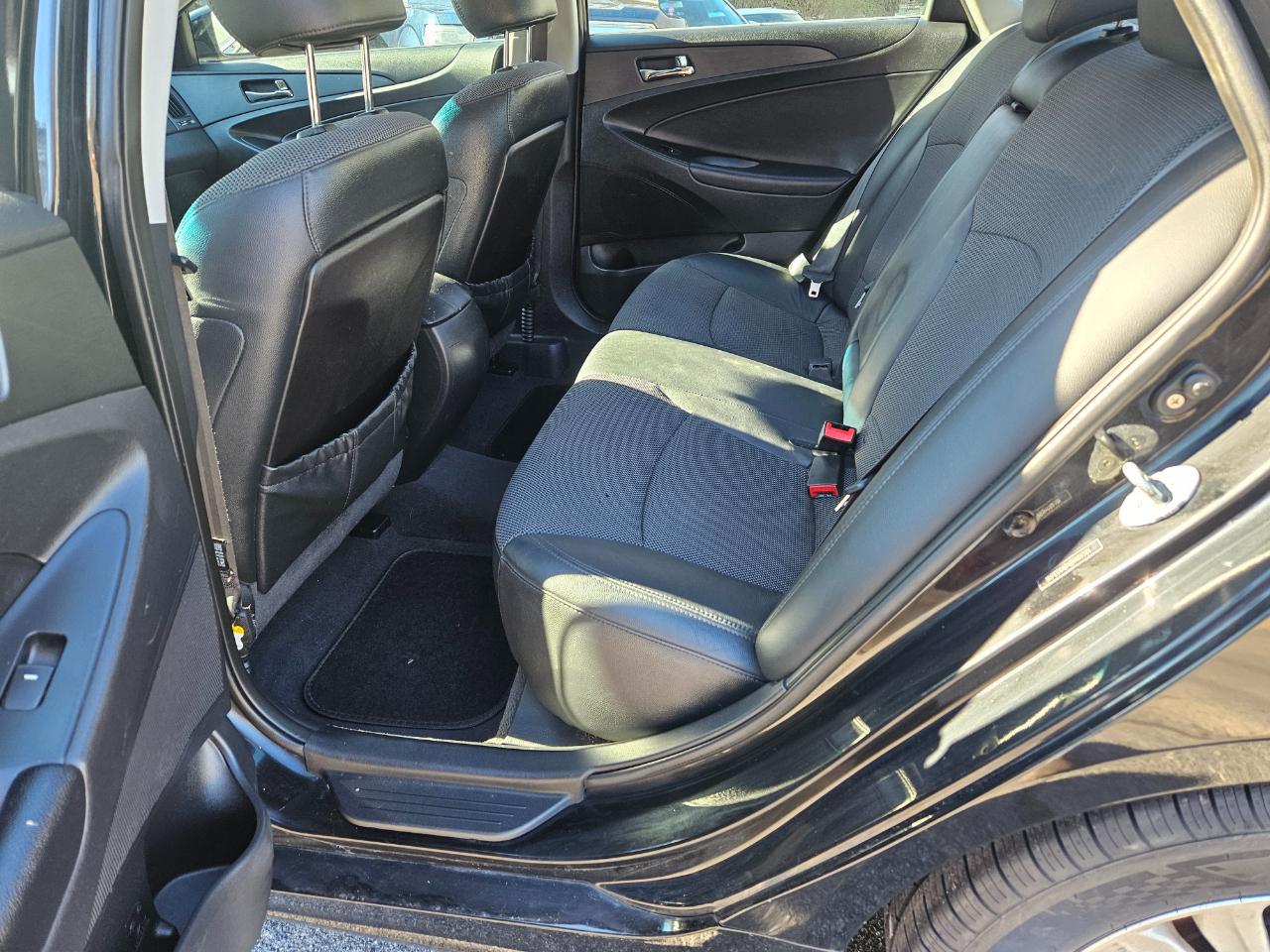 Hyundai Sonata Limited Auto 2011