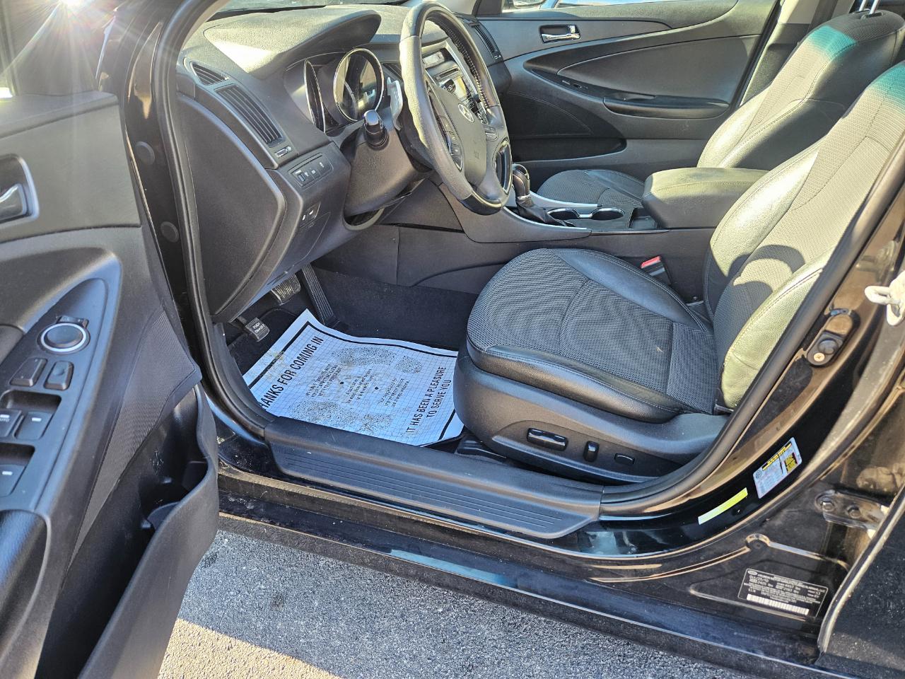 Hyundai Sonata Limited Auto 2011