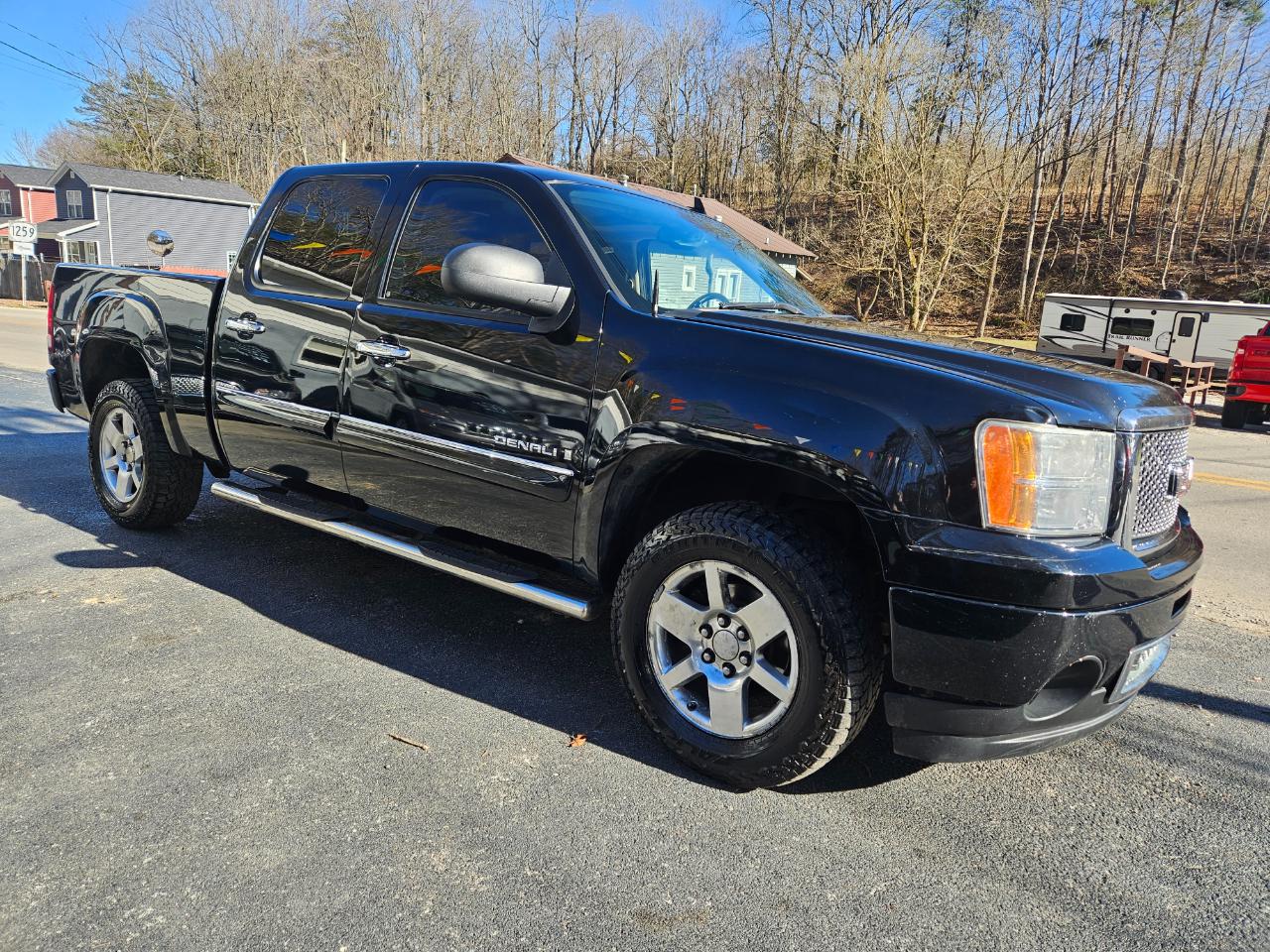 GMC Sierra 1500 Denali Crew Cab AWD 2007
