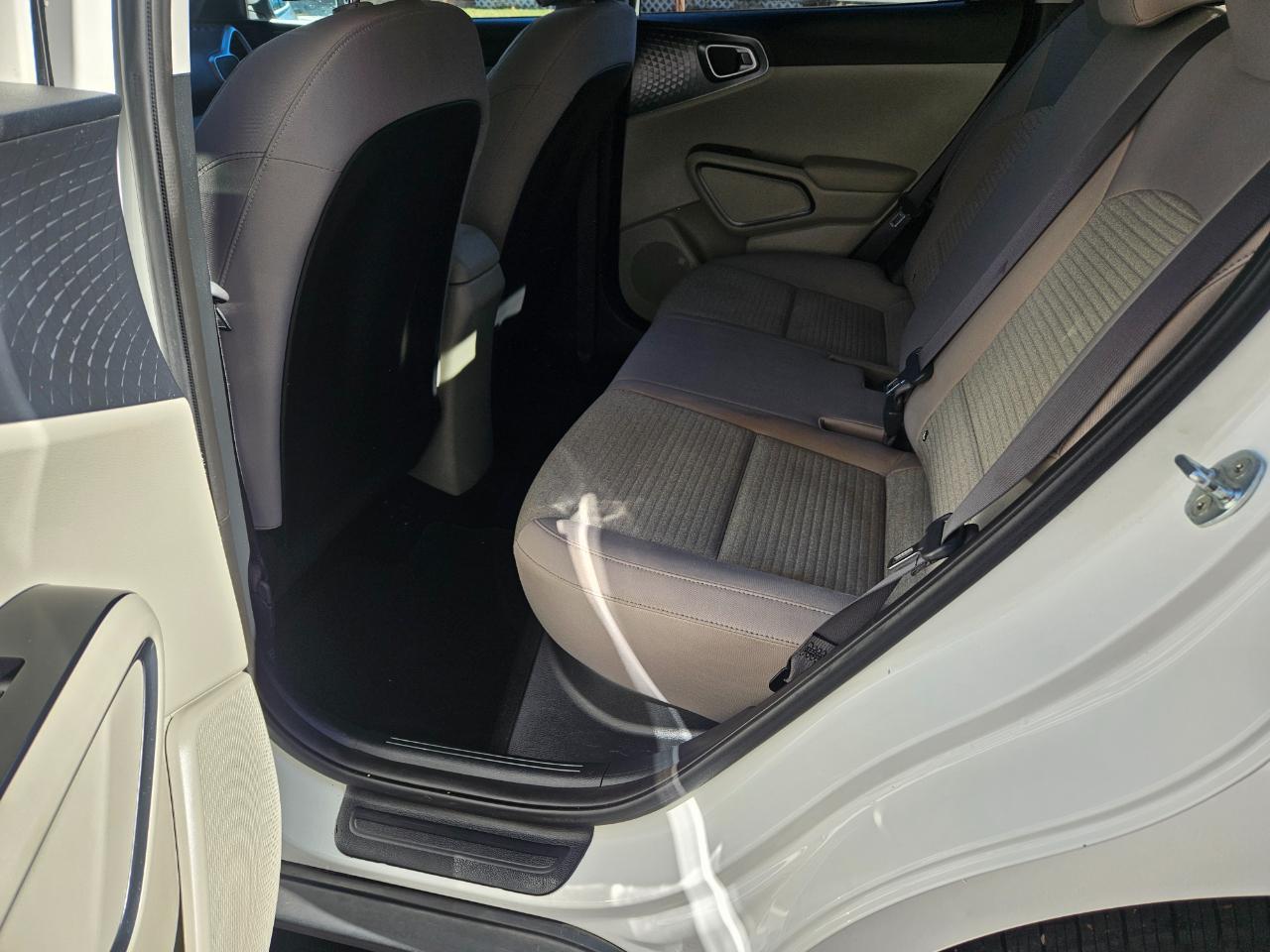 Kia Soul LX CVT 2021