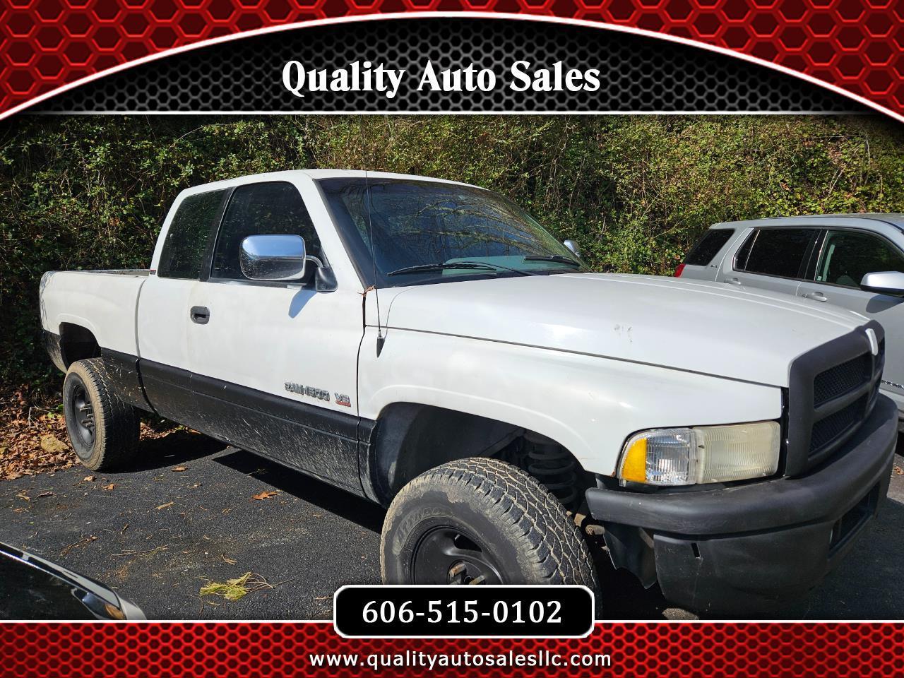 Dodge Ram 1500 Quad Cab Short Bed 2WD 2001