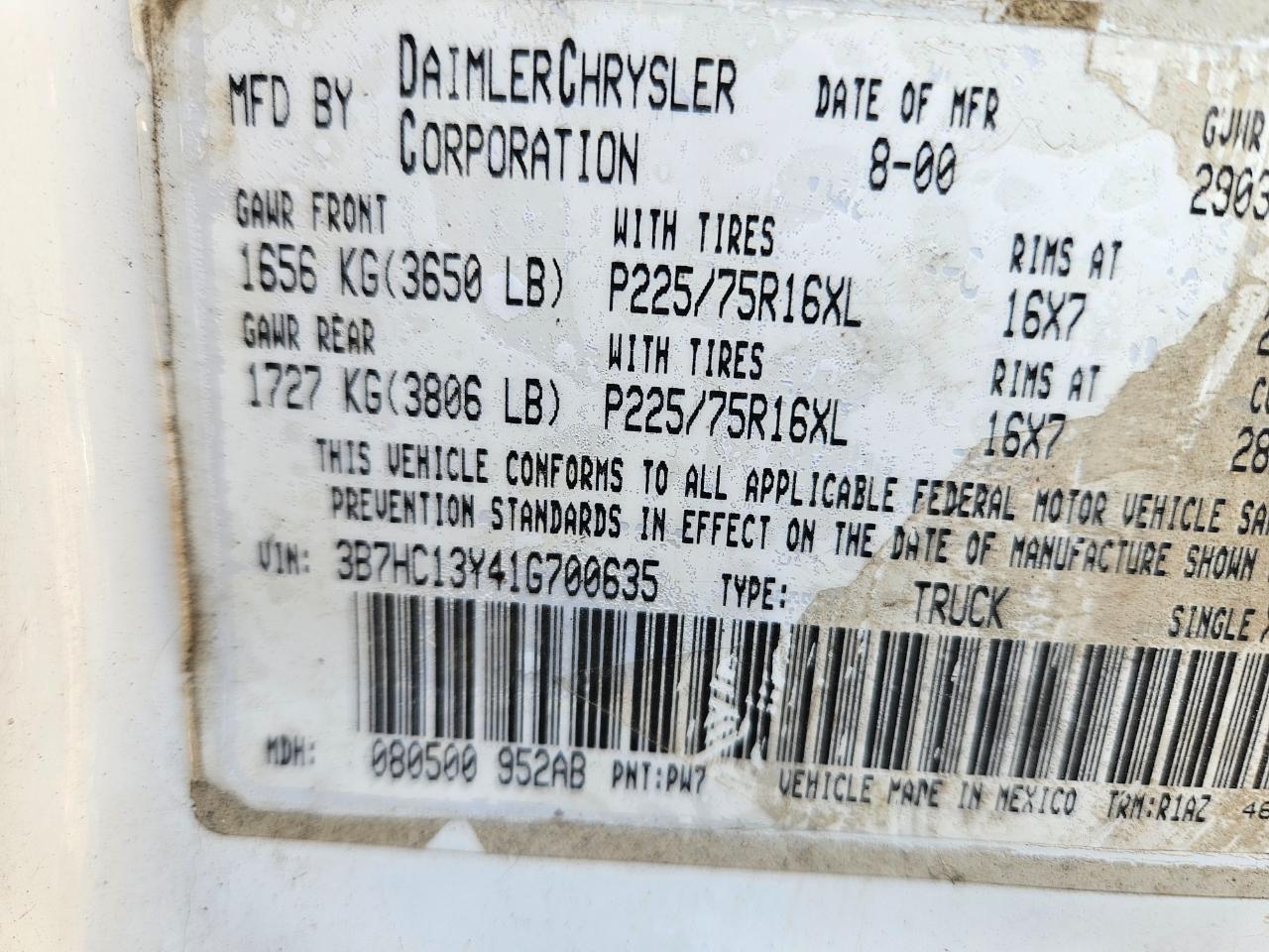 Dodge Ram 1500 Quad Cab Short Bed 2WD 2001