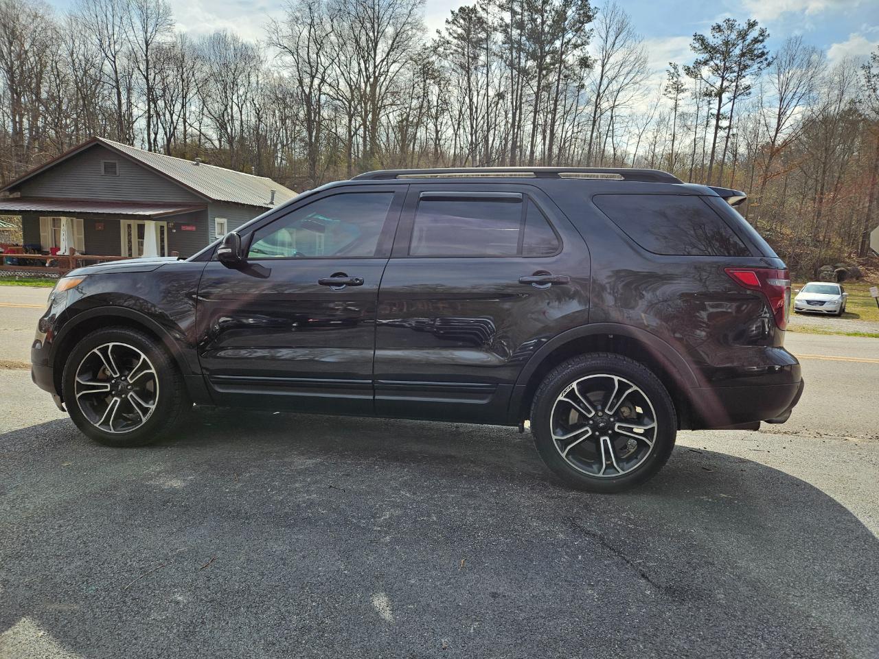 Ford Explorer Sport 4WD 2013