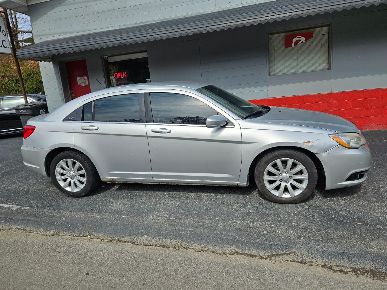 Chrysler 200 Touring 2012