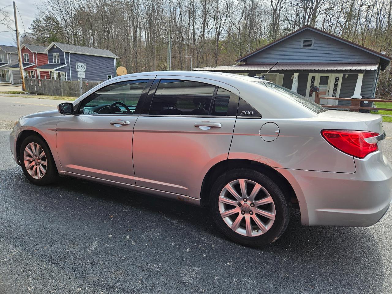 Chrysler 200 Touring 2012