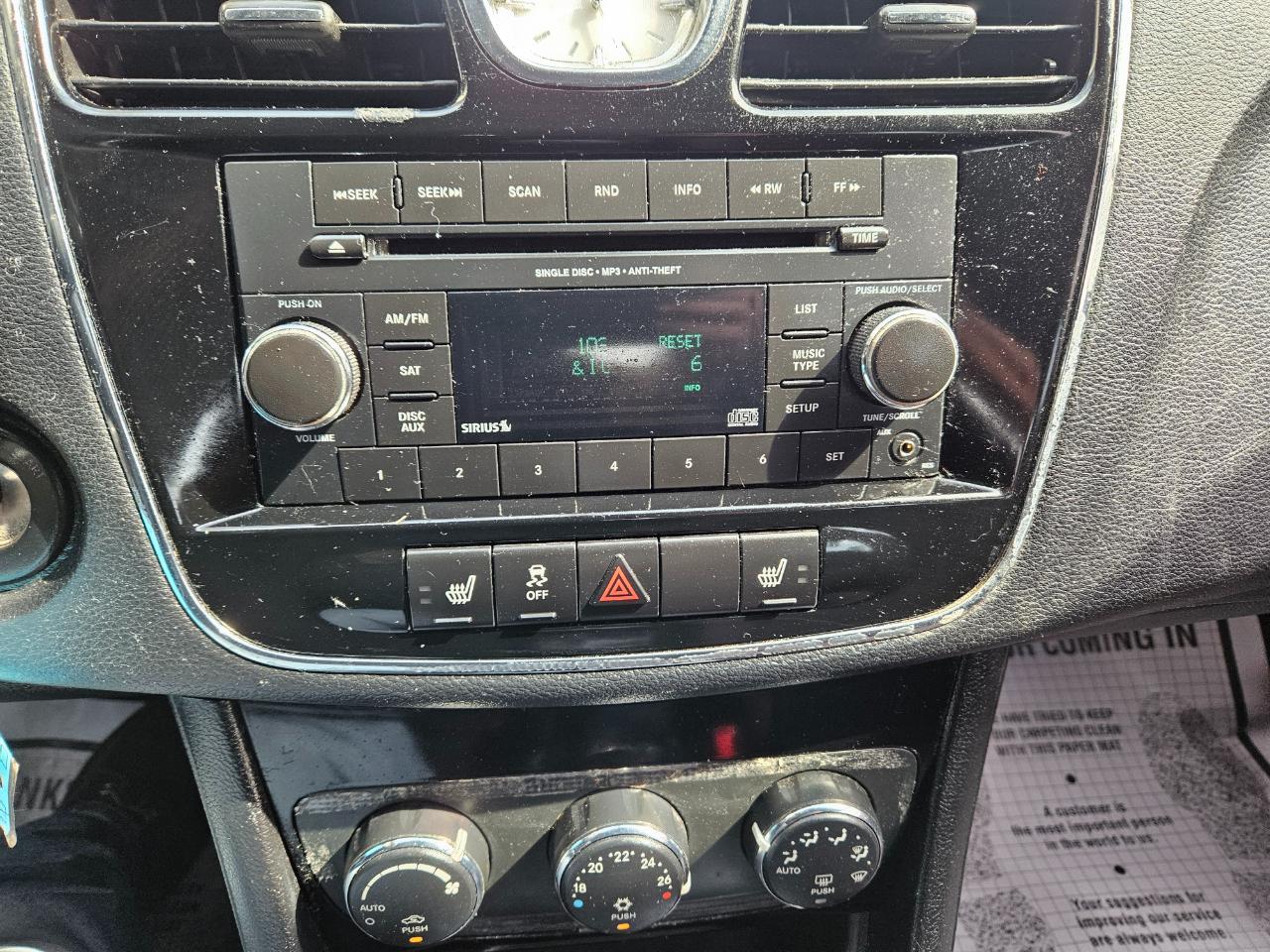 Chrysler 200 Touring 2012