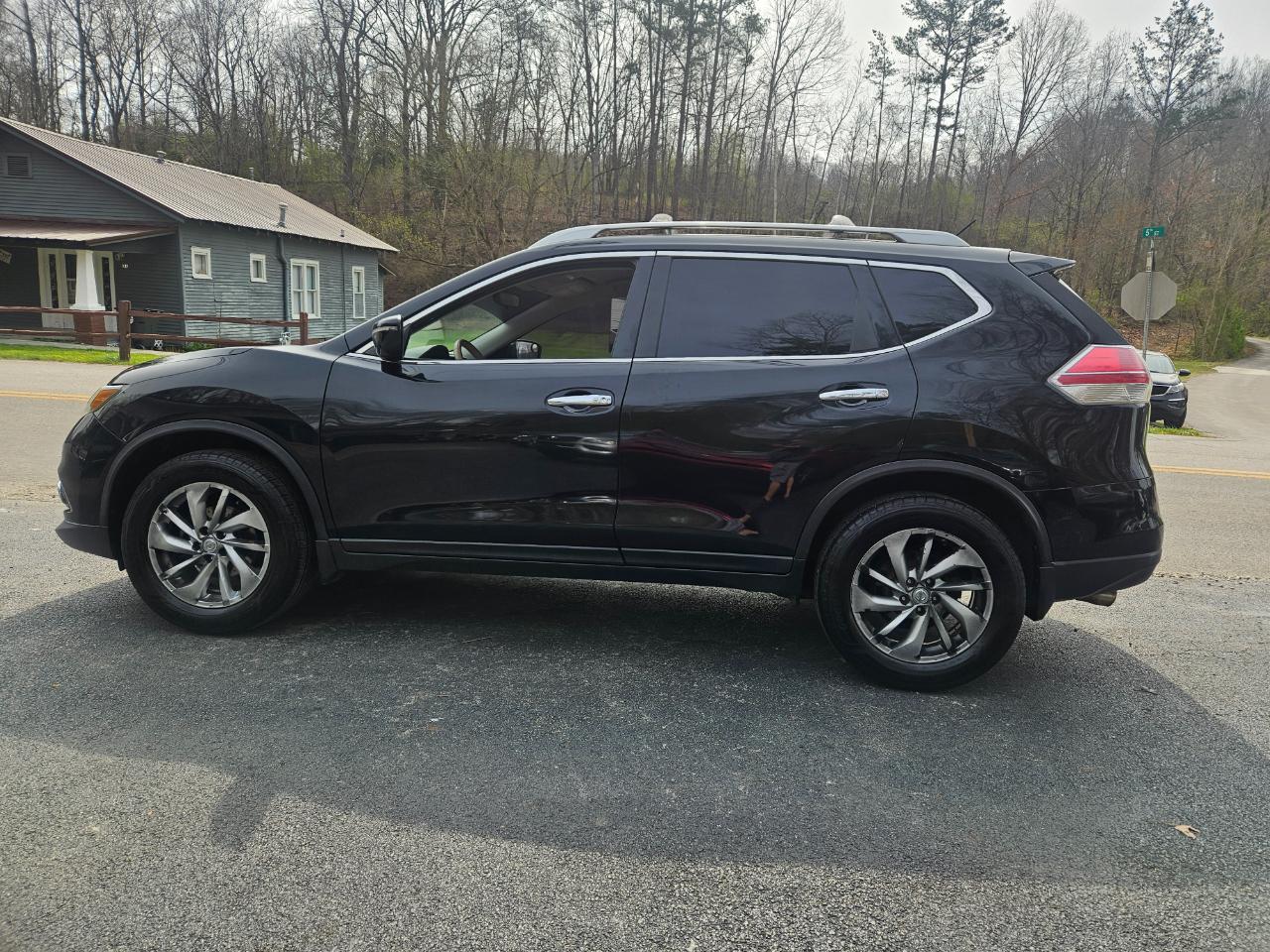 Nissan Rogue SL 4D SUV AWD 2014