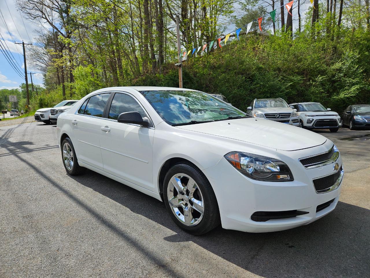Chevrolet Malibu LS 2012