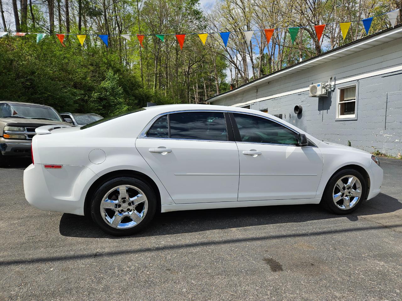 Chevrolet Malibu LS 2012