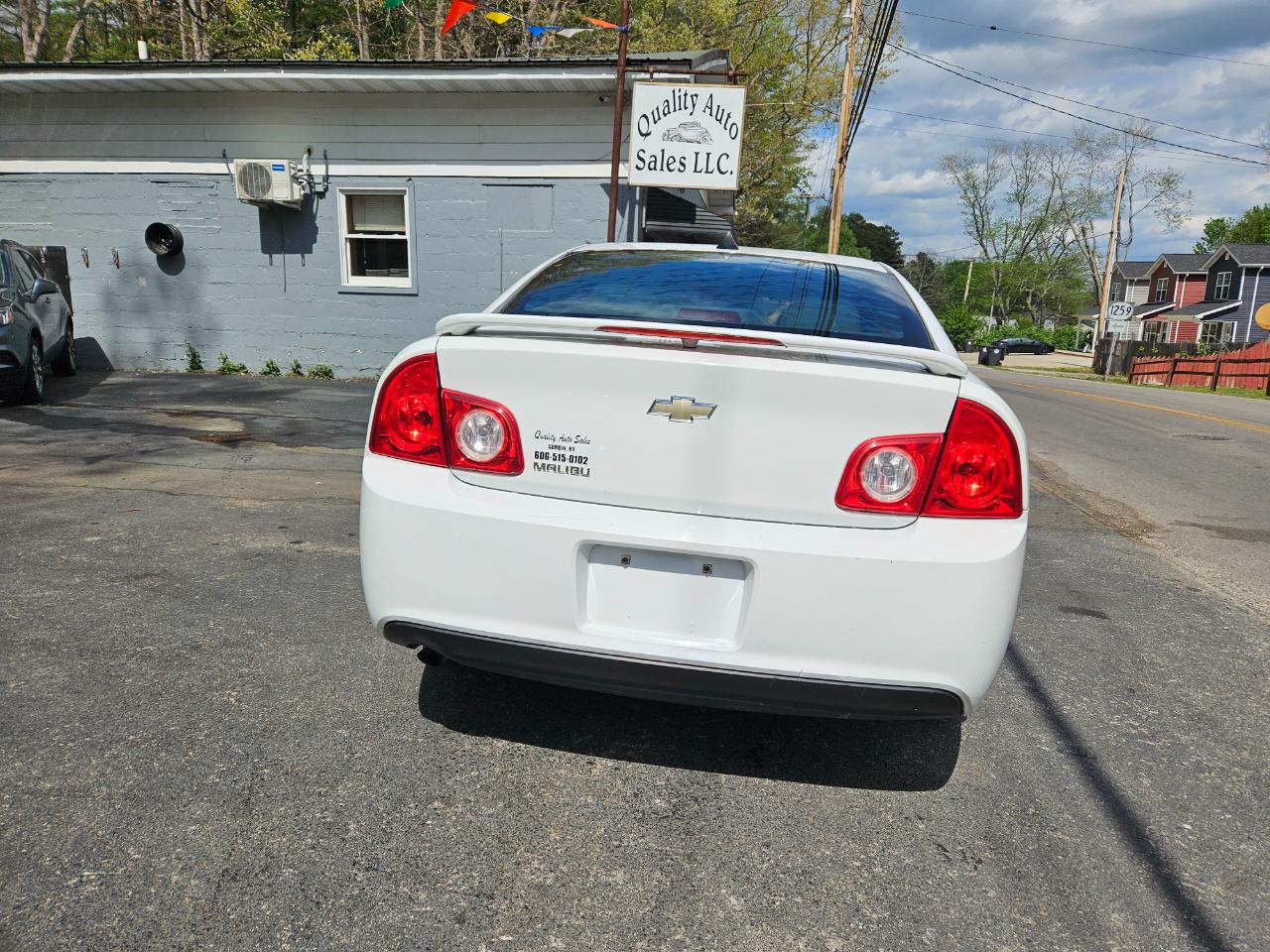 Chevrolet Malibu LS 2012