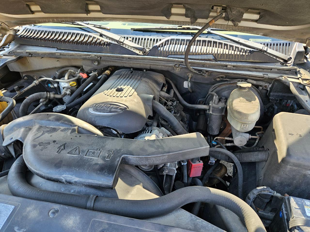 Chevrolet Tahoe 4WD 2003