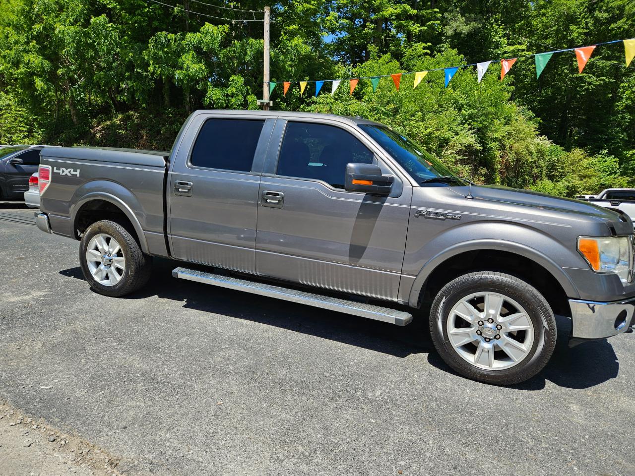 Ford F-150 4WD SuperCrew 139" Lariat 2012