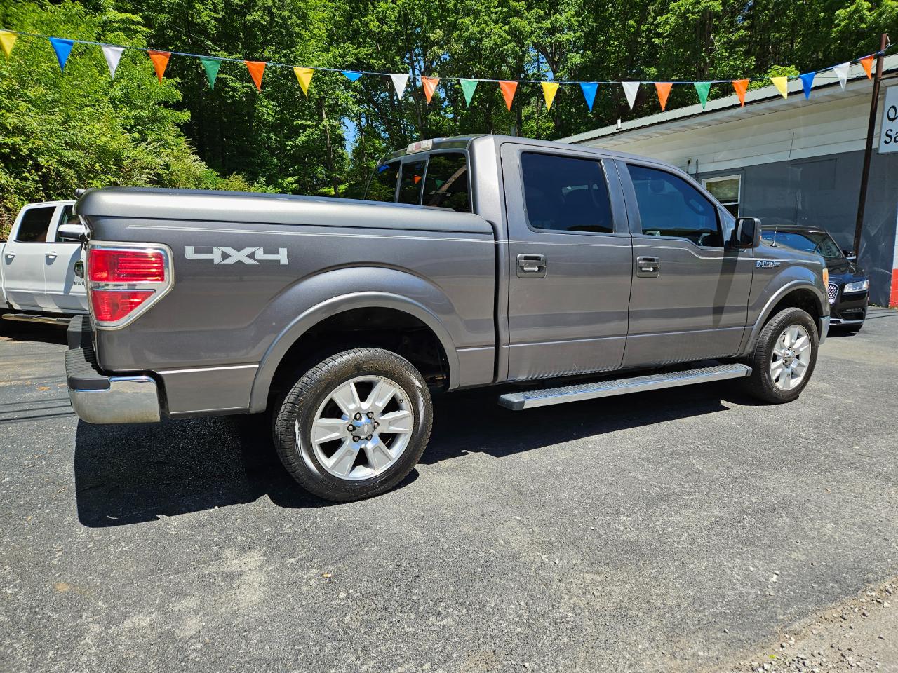 Ford F-150 4WD SuperCrew 139" Lariat 2012