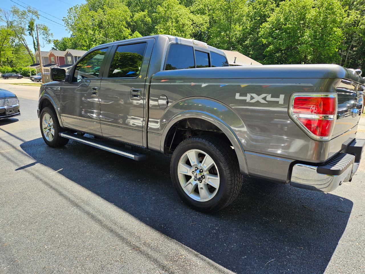 Ford F-150 4WD SuperCrew 139" Lariat 2012