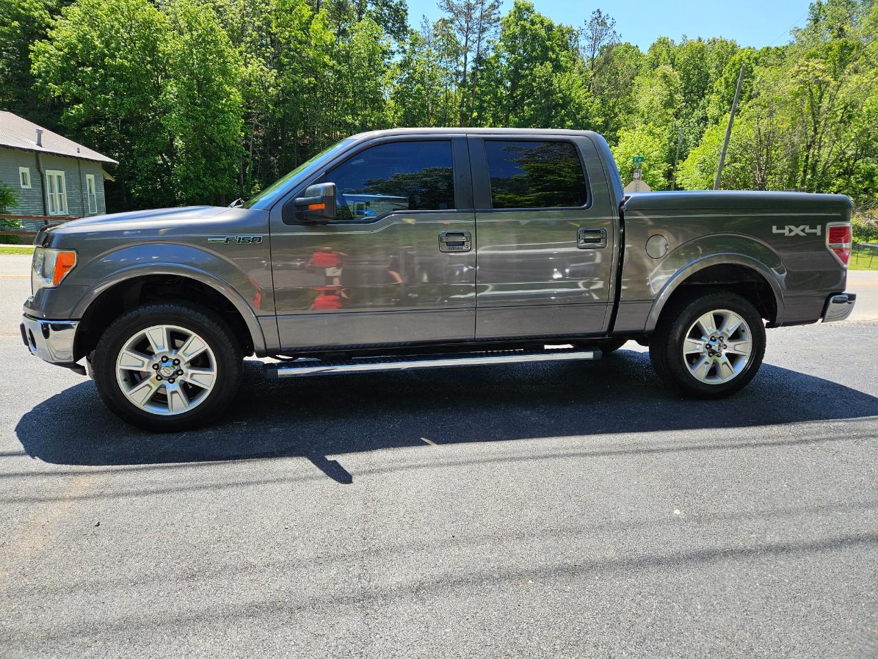 Ford F-150 4WD SuperCrew 139" Lariat 2012