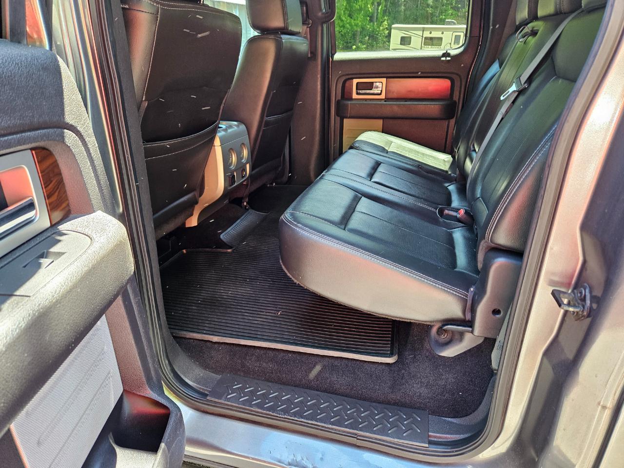 Ford F-150 4WD SuperCrew 139" Lariat 2012