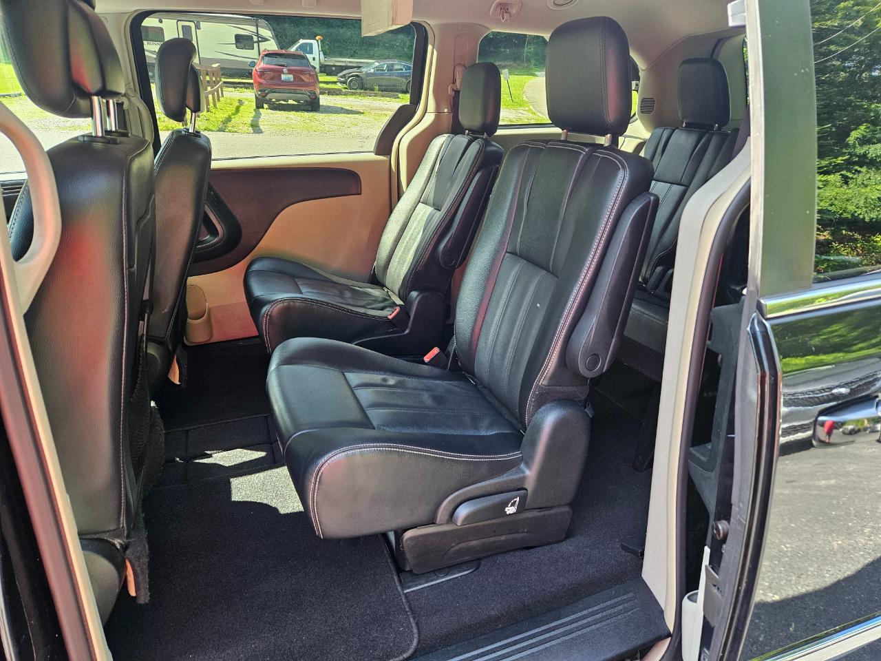 Chrysler Town & Country Touring 2015