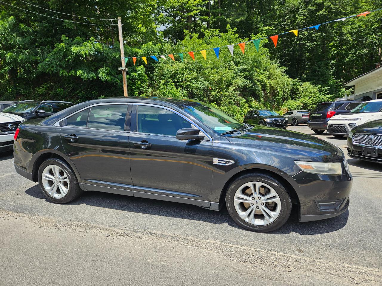 Ford Taurus SEL FWD 2014