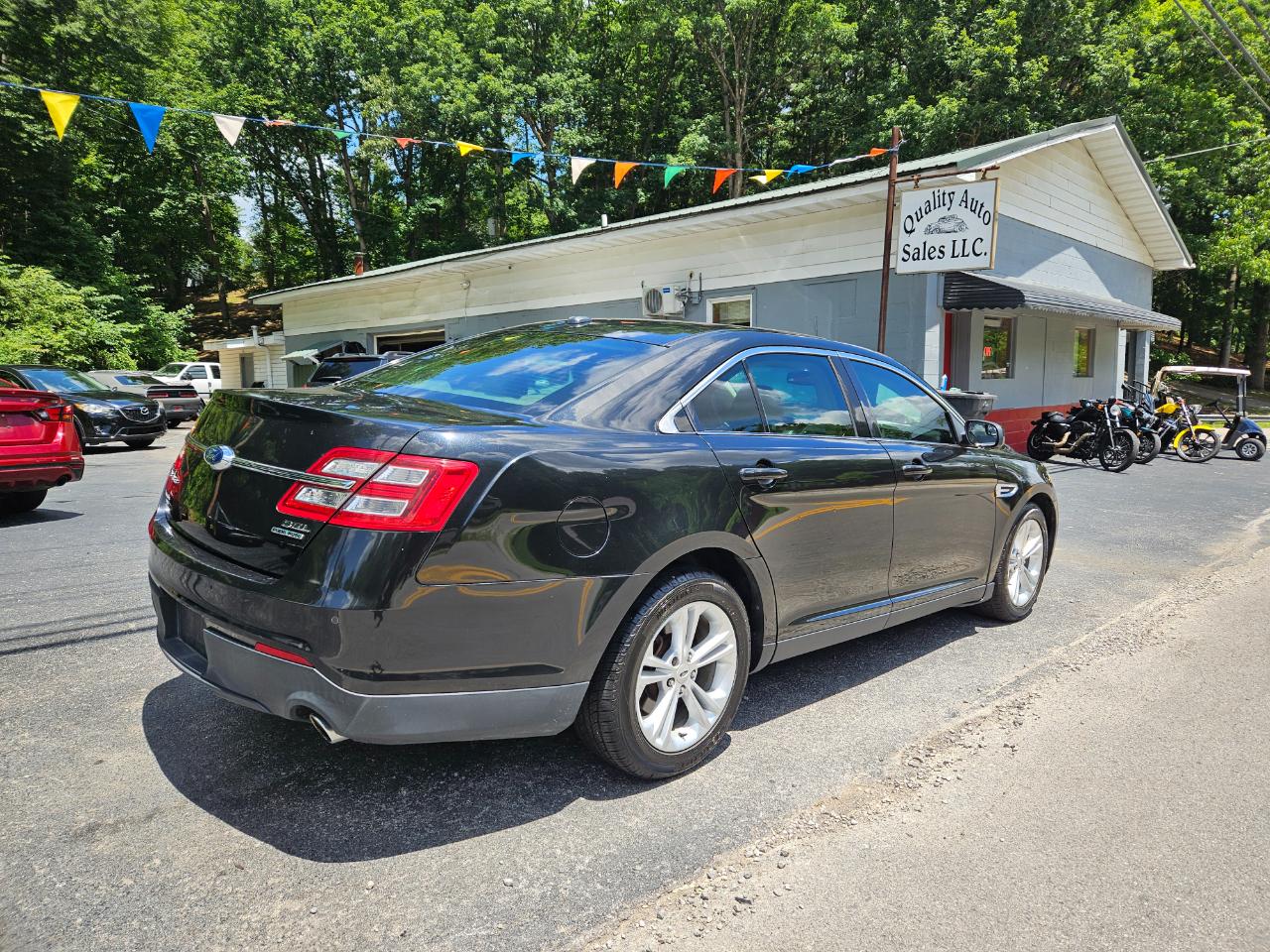 Ford Taurus SEL FWD 2014