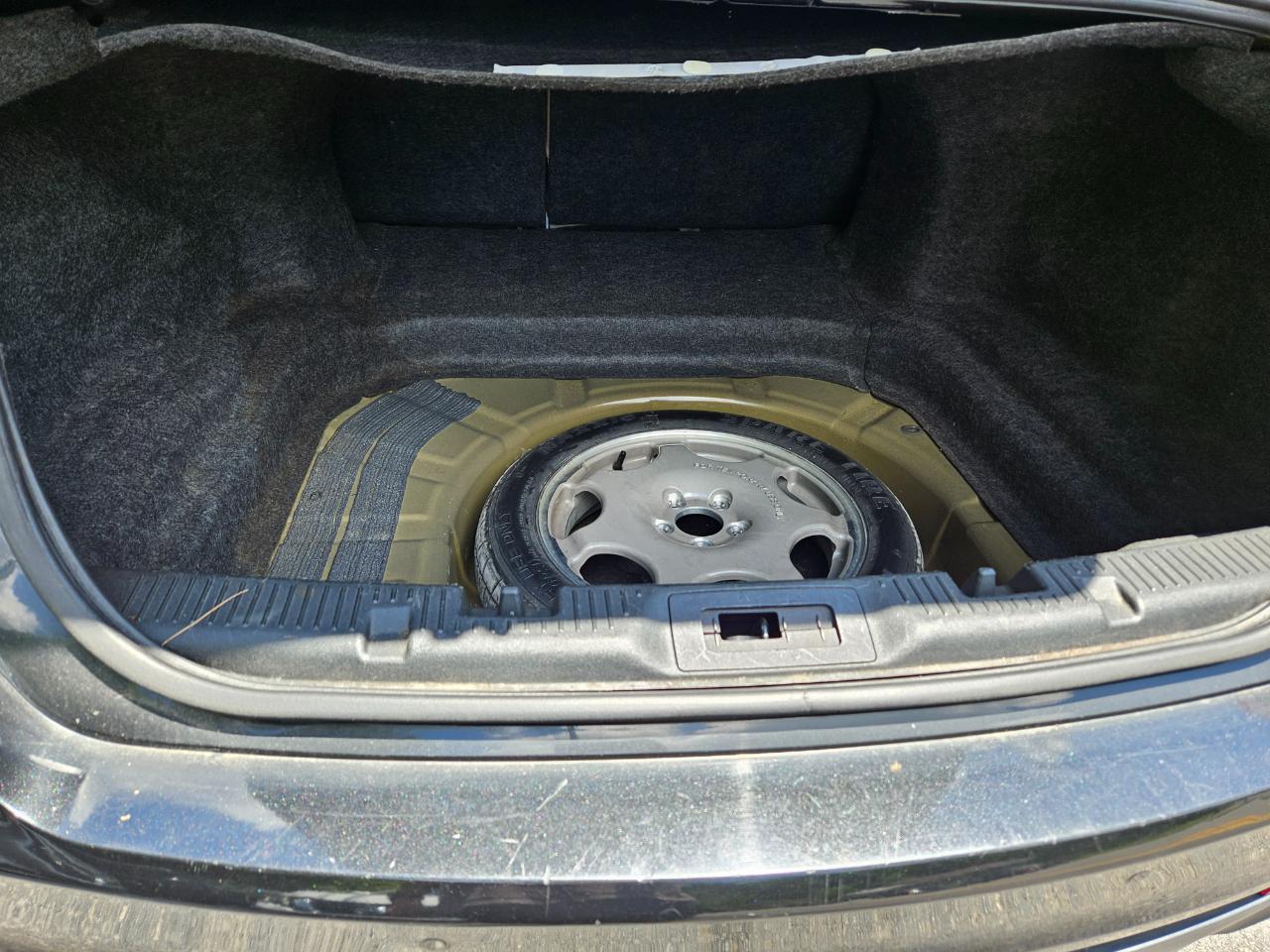 Ford Taurus SEL FWD 2014