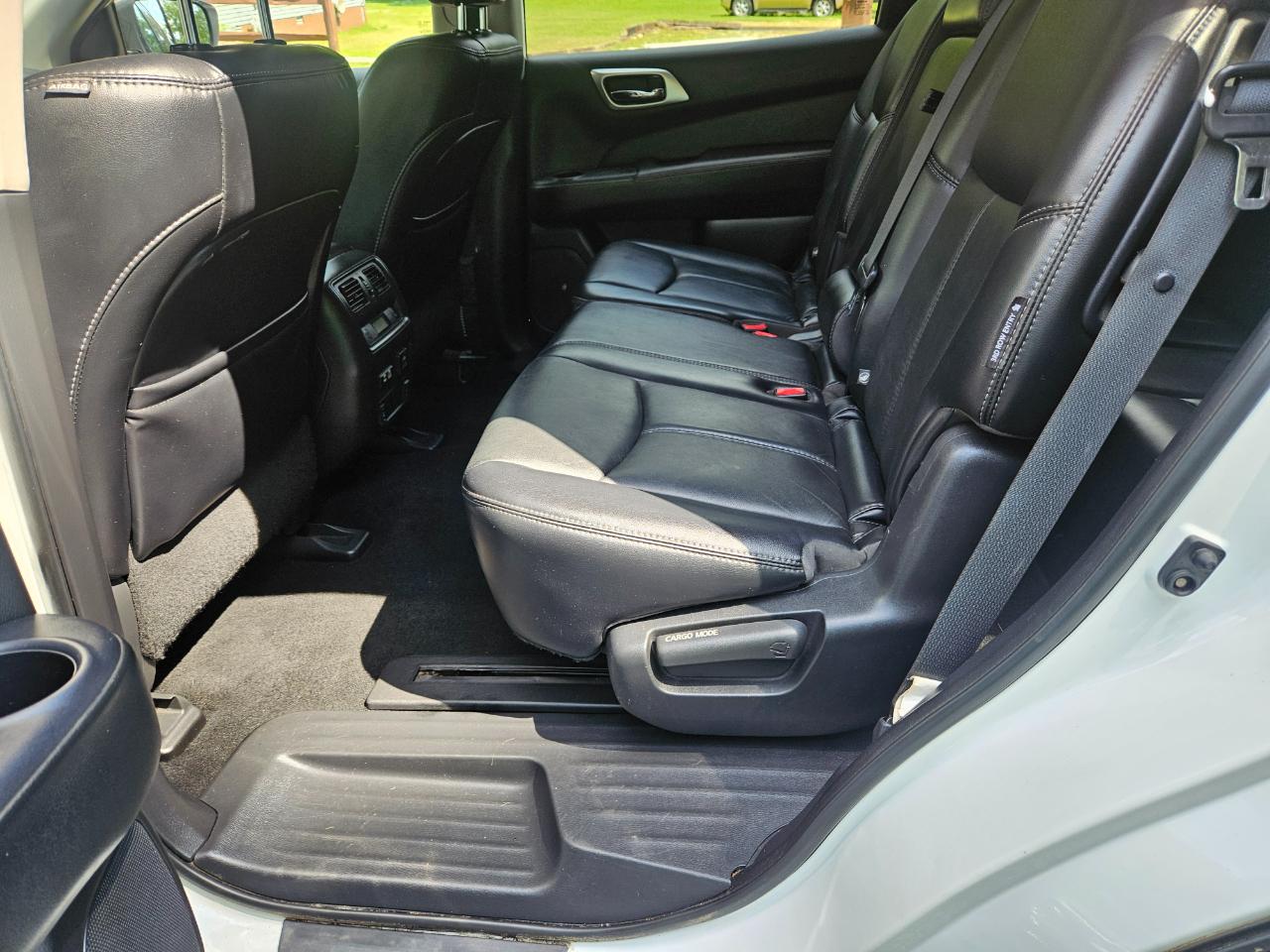 Nissan Pathfinder SL 2WD 2019