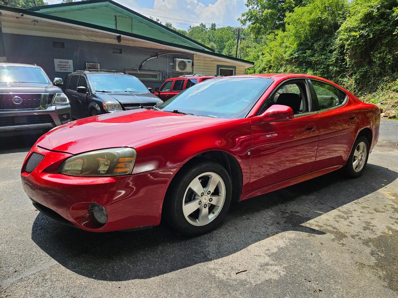 Pontiac Grand Prix Sedan 2008