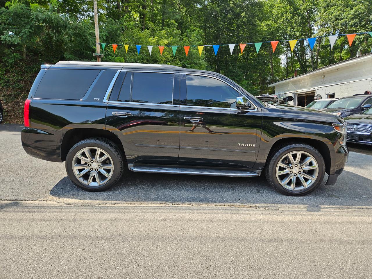 Chevrolet Tahoe LTZ 4WD 2015