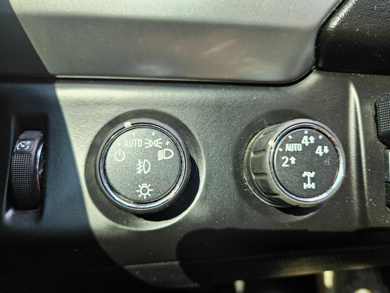 Chevrolet Tahoe LTZ 4WD 2015