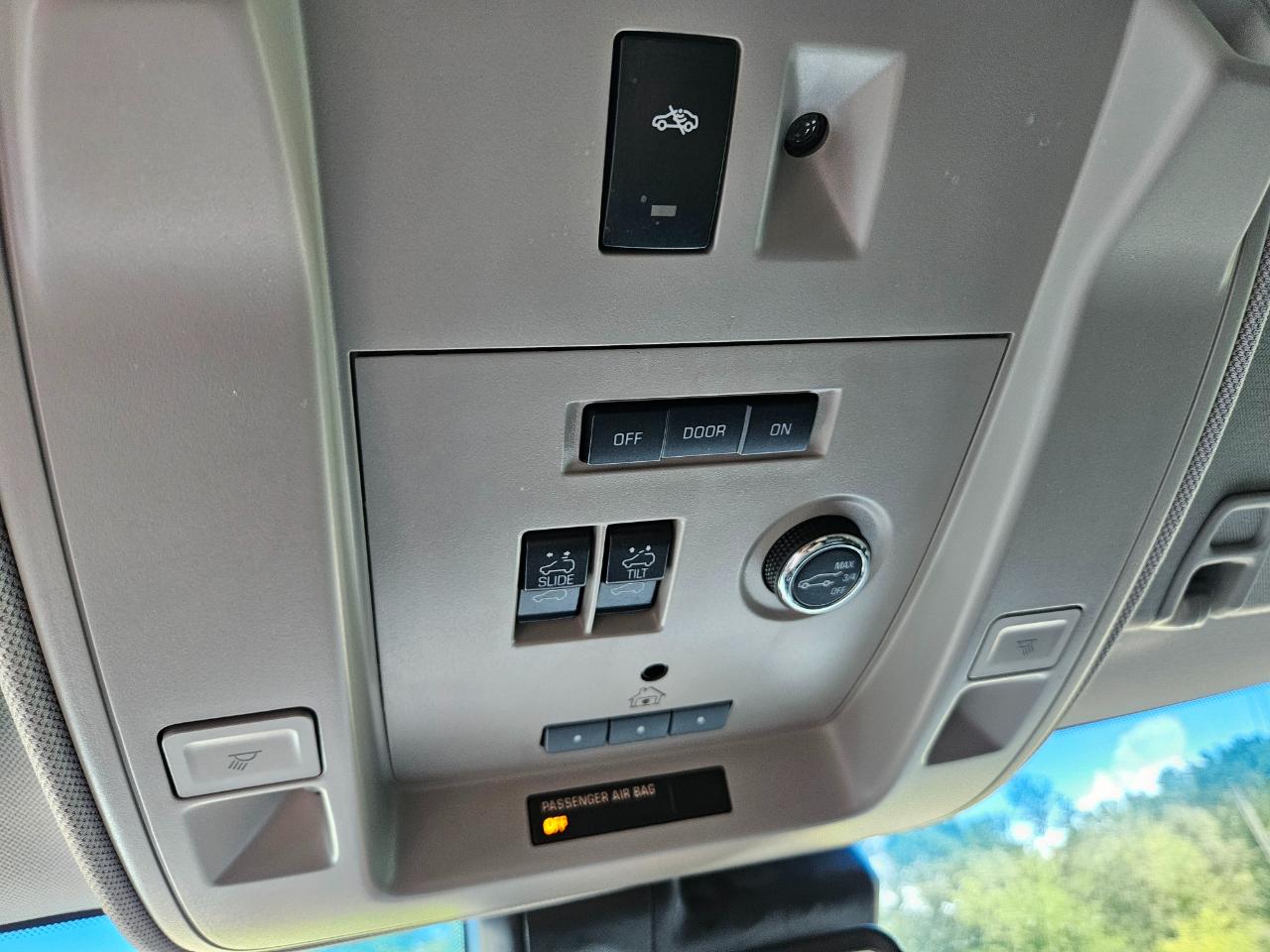 Chevrolet Tahoe LTZ 4WD 2015